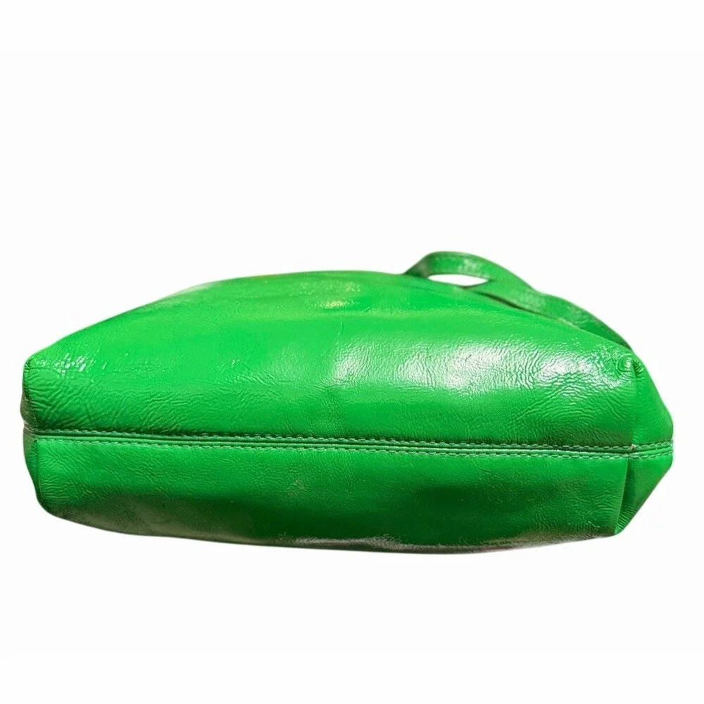 Michael Kors Green Jet Set Patent Leather Tote Bag - Picture 5 of 7